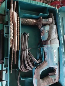 Mikita roto hammer and drill