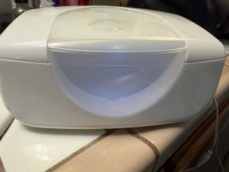Wipe warmer