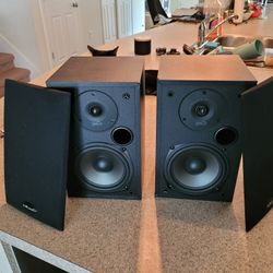 Polk Book Shelf And Center Speakers