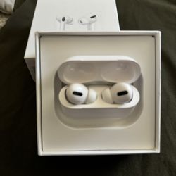 AirPods Pro (Brand New) 