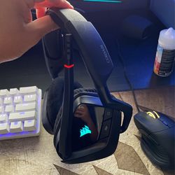 Headset