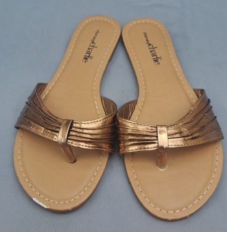 Metallic Charming Charlie, Womens Ladies Sandals Flats Summer Shoes, Size 6