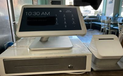 Clover POS station