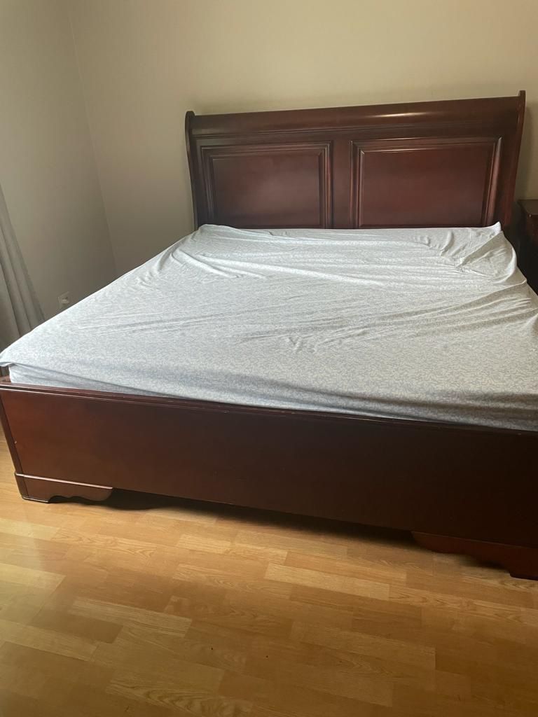 Bedroom Furniture Set