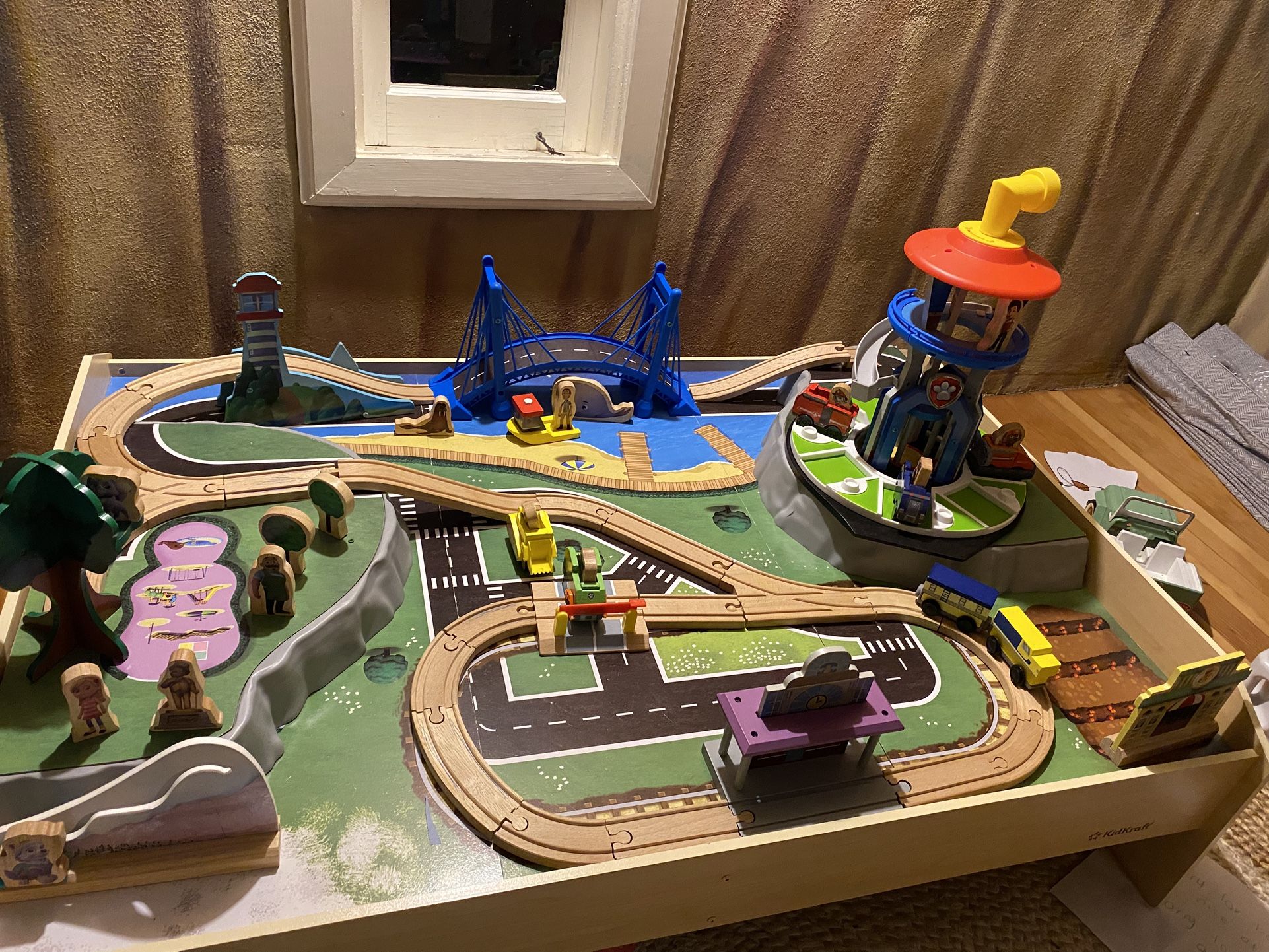 Paw patrol Table