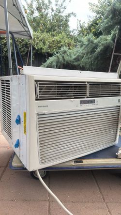 Ac window unit with remote control