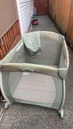 Graco Pack&Play With Matress.