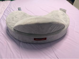 Momcozy nursing pillow