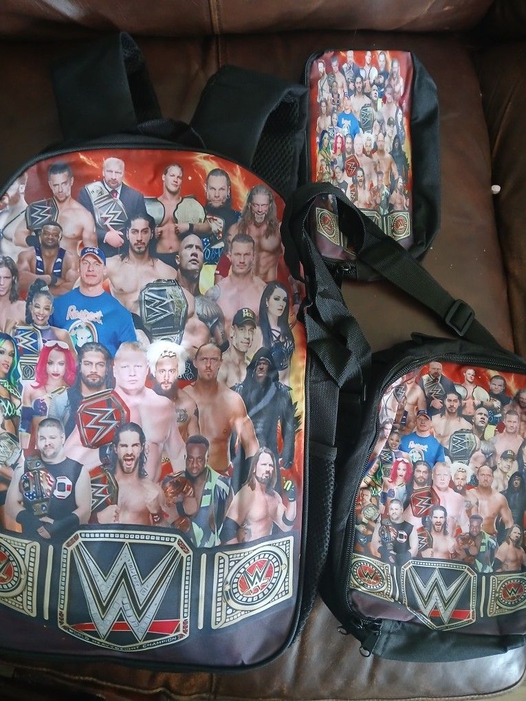W c w Book Bag