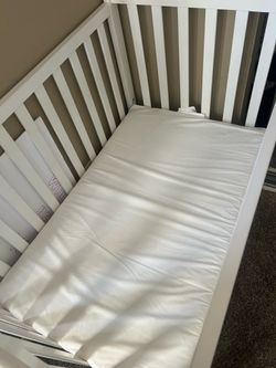 Mini crib