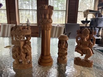 Set Of 4 Indian Figurines. 