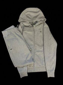 Conjunto Deportivo Lacoste