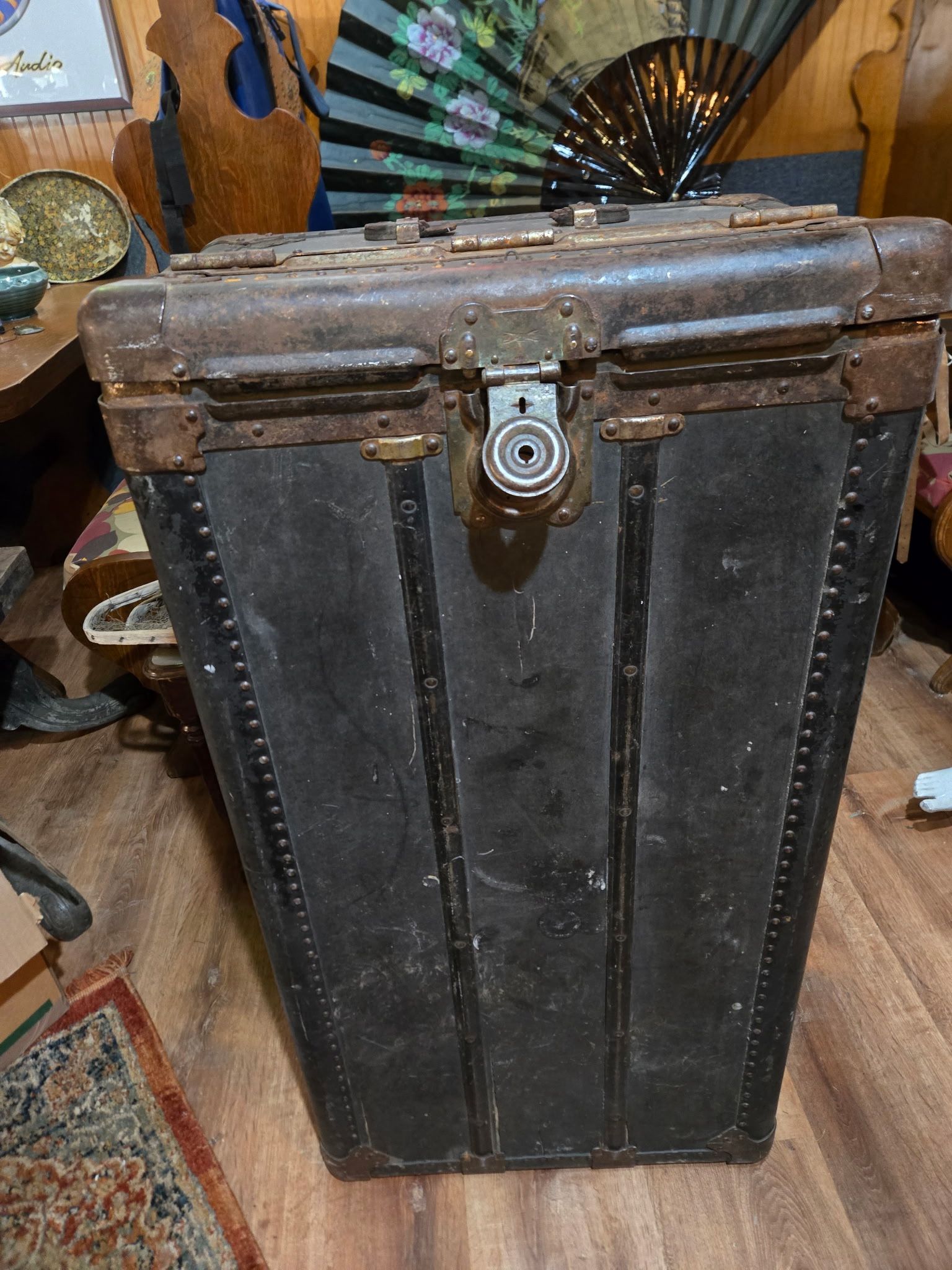 Vintage Wardrobe Steamer Trunk – Antique Travel Chest (Early 1900s)