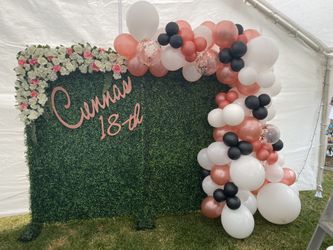 Hedge Walls, Garlands And More