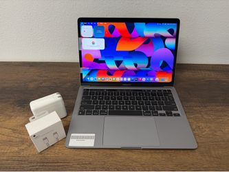 MacBook Pro 13 Inch **8 Core M2 **24GB RAM Only $899