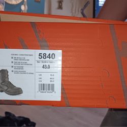 Redwing Steeltoe Work Boots 