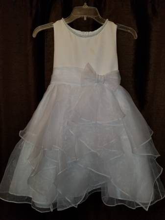 White FLower GIRL for Weddings Or 1st Commuion Dress, or Specail Events