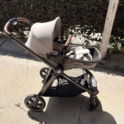 Maxi Cosi convertable Stroller