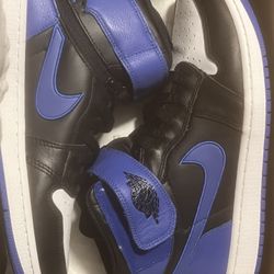 AIR JORDAN 1 HI FLYEASE