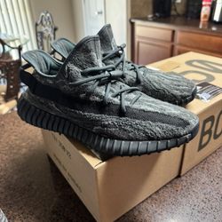 ADIDAS YZY 350 V2 MAN