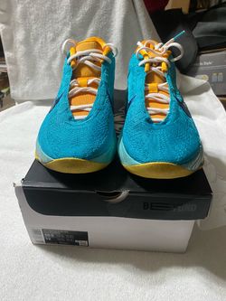 Size 10.5 Nike G.T. Hustle 3 Basketball Sneakers