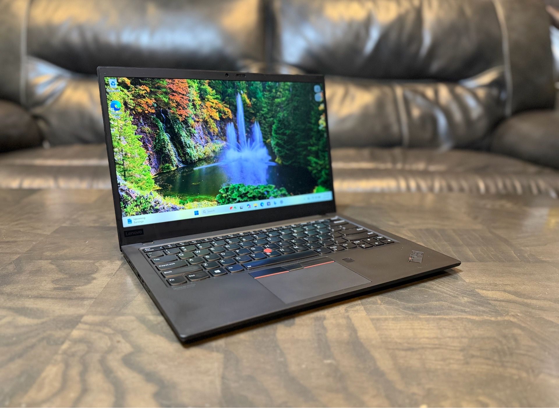 Business grade Lenovo ThinkPad X1 Carbon Gen 8 Core i5 10th gen 8GB RAM 256GB SSD FHD Windows 11 laptop computer