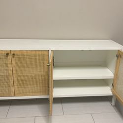 Tv Stand 60”