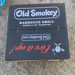 Old Smokey Barbecue Grill