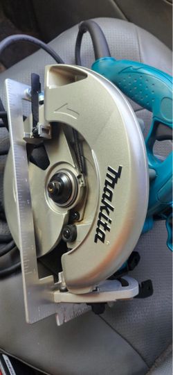 Makita 5007NK 7-1/4" Circular Saw, Blue