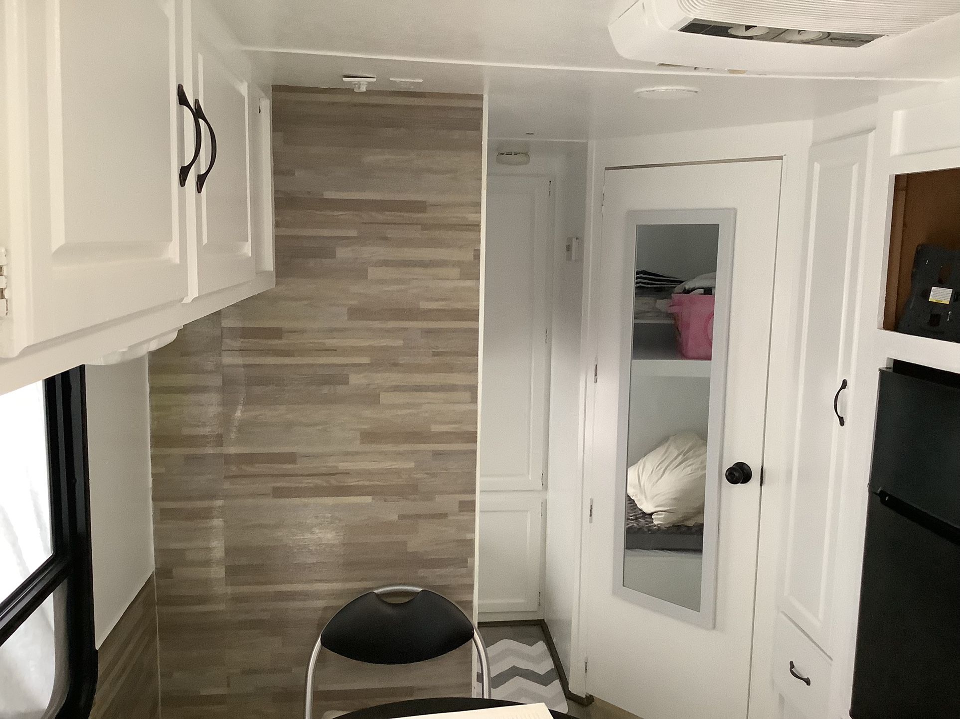 Camping Trailer Like new