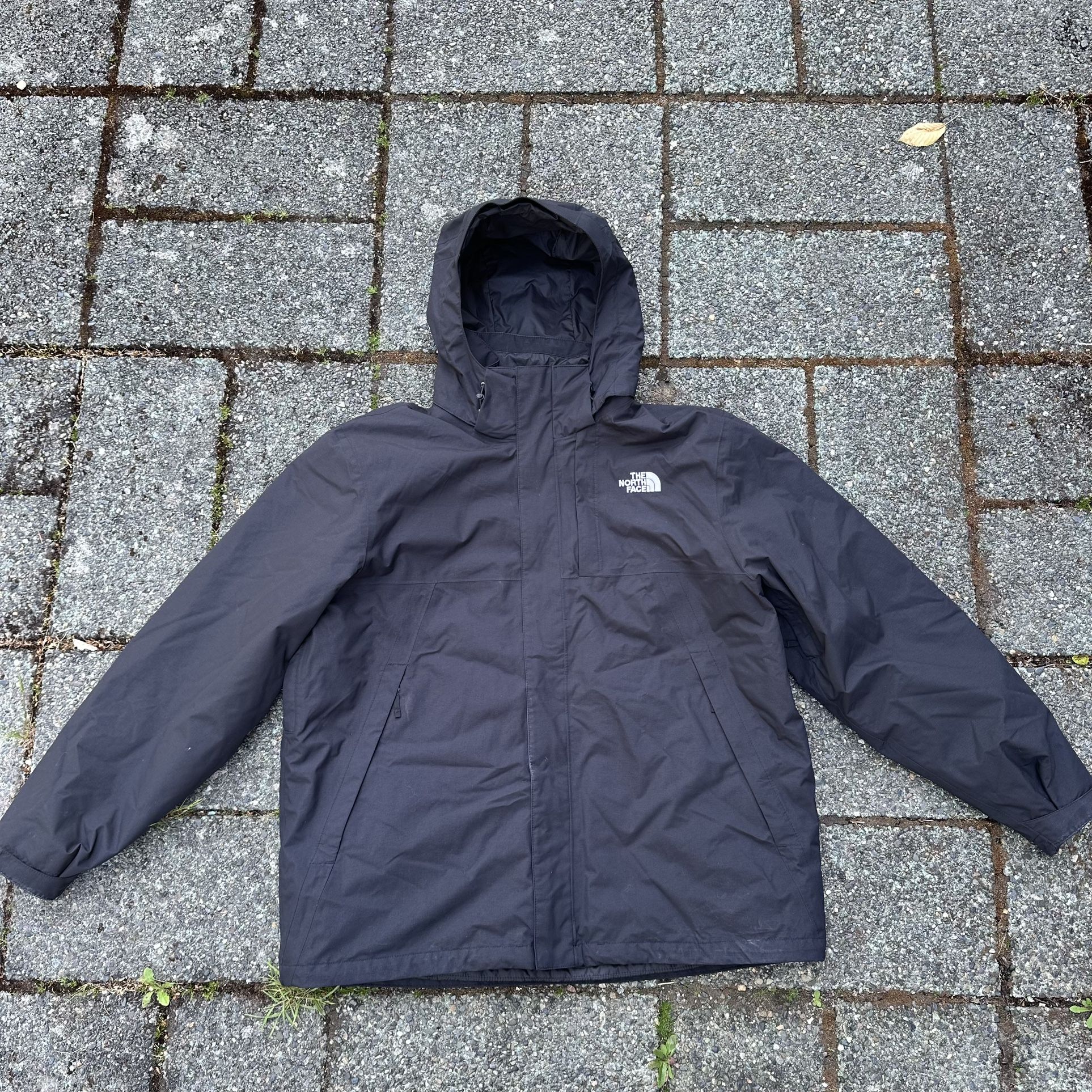 The North Face Men’s Rain Jacket (XL)
