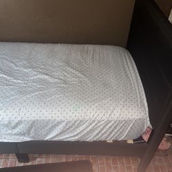 Twin Bed 
