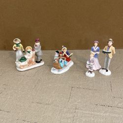 Christmas Figures 6 Pieces