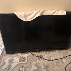 Samsung TV’s 40” LCD