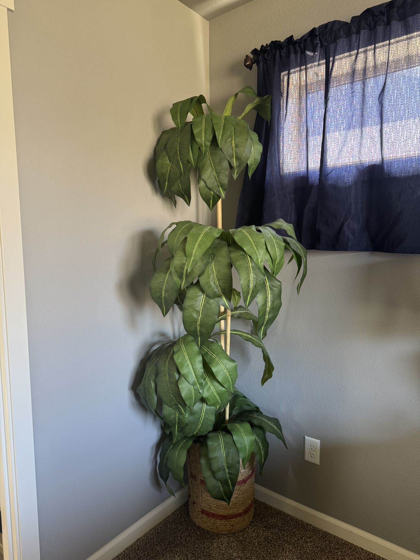 Faux 7ft Tree
