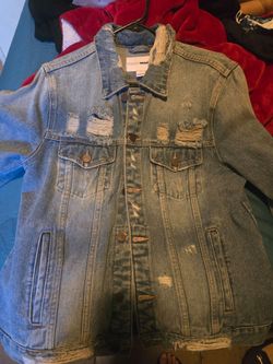Fashion nova jean jacket size small