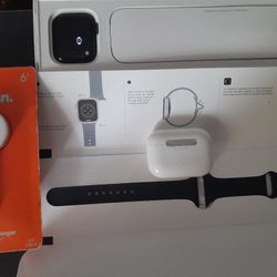 Apple Watch SE Series Midnight Aluminum Case  And Apple Air Pods With Charger 