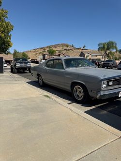 1970 Plymouth Duster – 318 V8