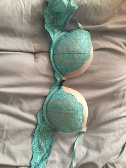 Victoria Secret 32C