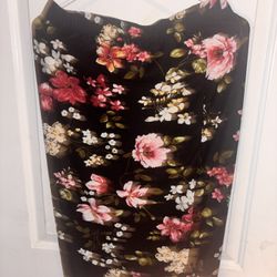 Plus Size Floral Pin Skirt