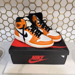 Reverse shattered jordan 1