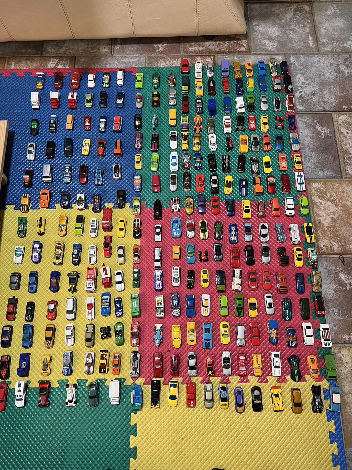 250 Hot Wheel Cars