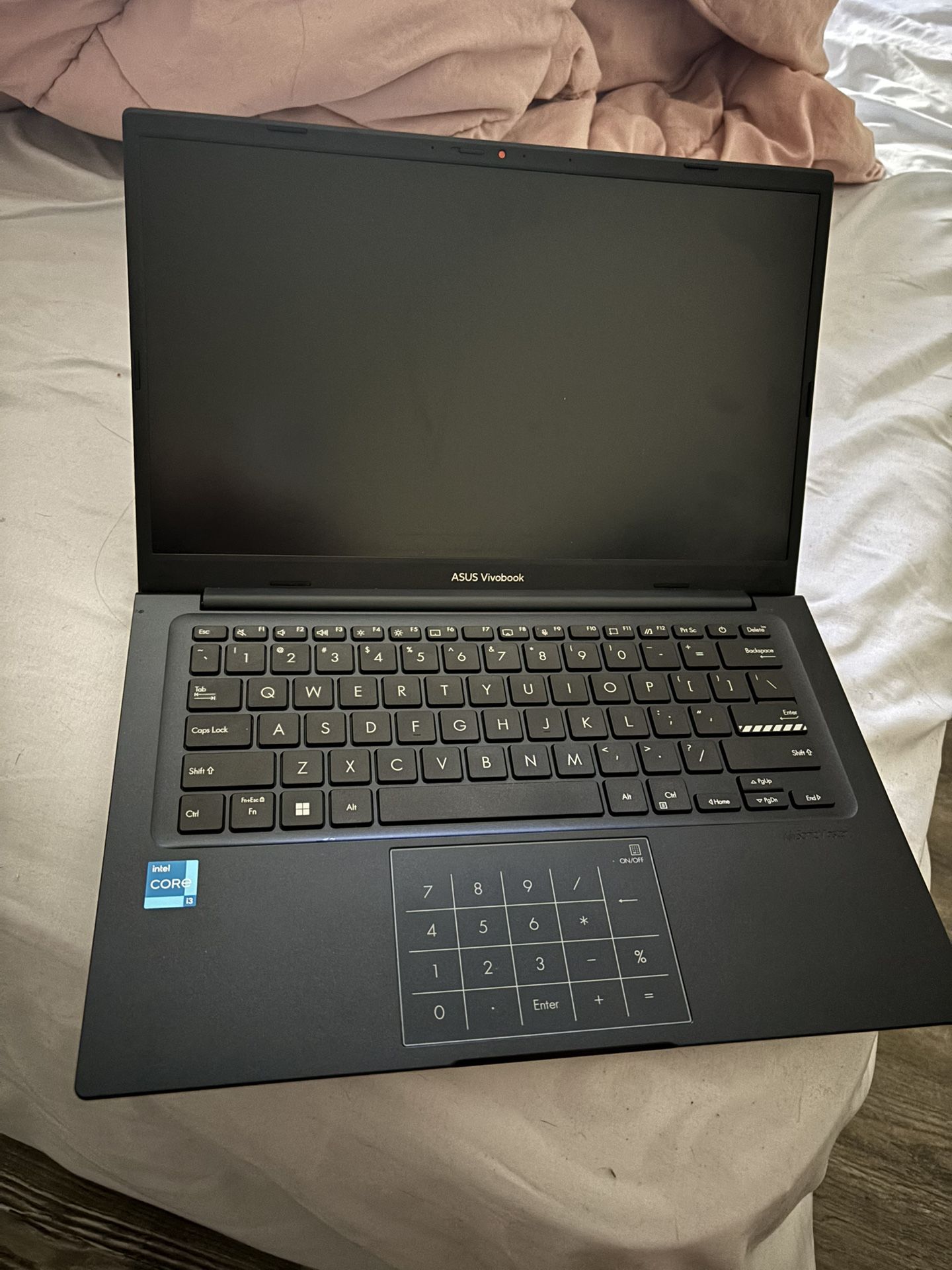 Laptop ASUS vivobook for parts*