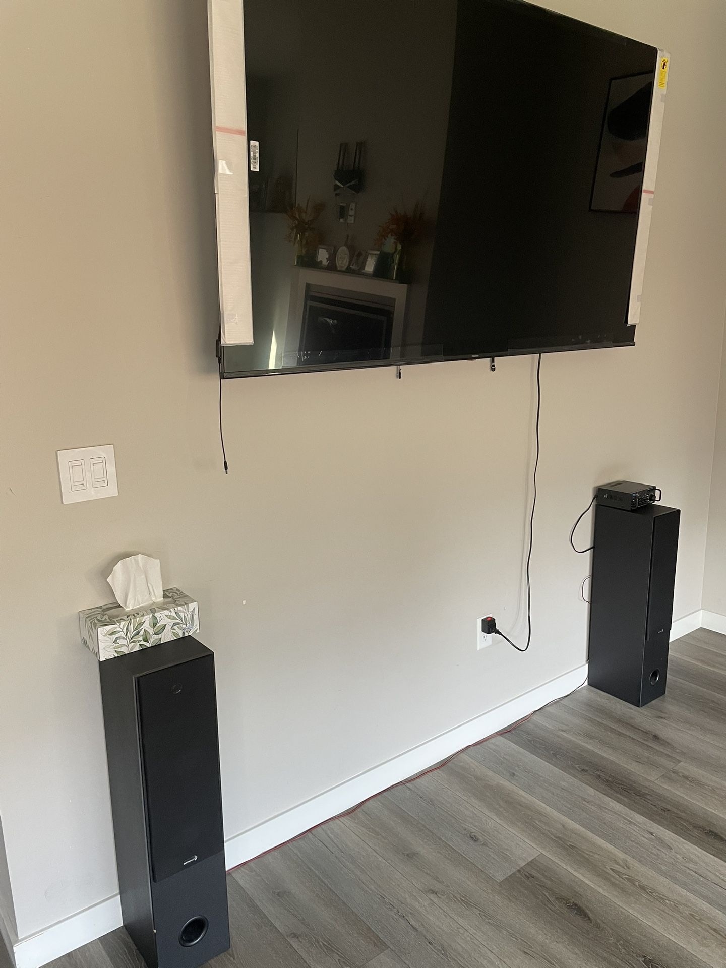 75” 4K Hisense Smart TV + Tower Speakers + Bluetooth Amp