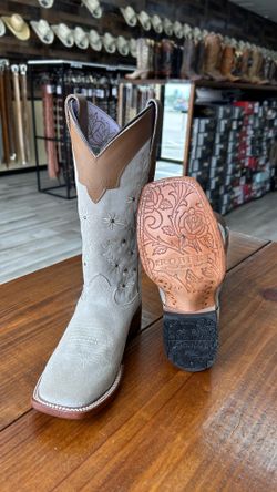 Women Flower Boot