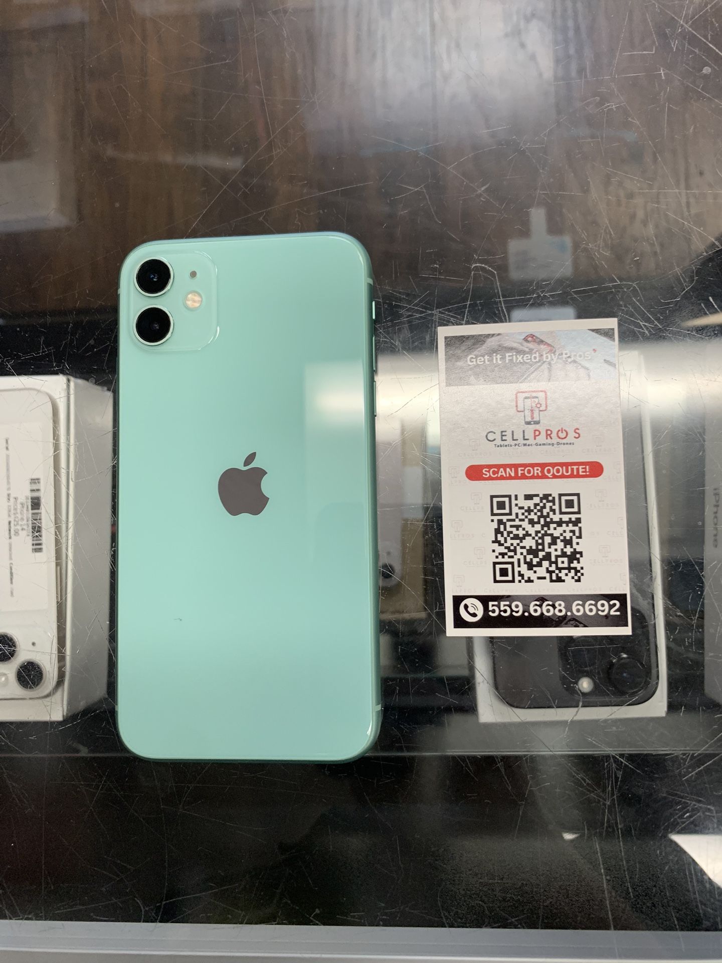 iPhone 11 64GB Unlocked