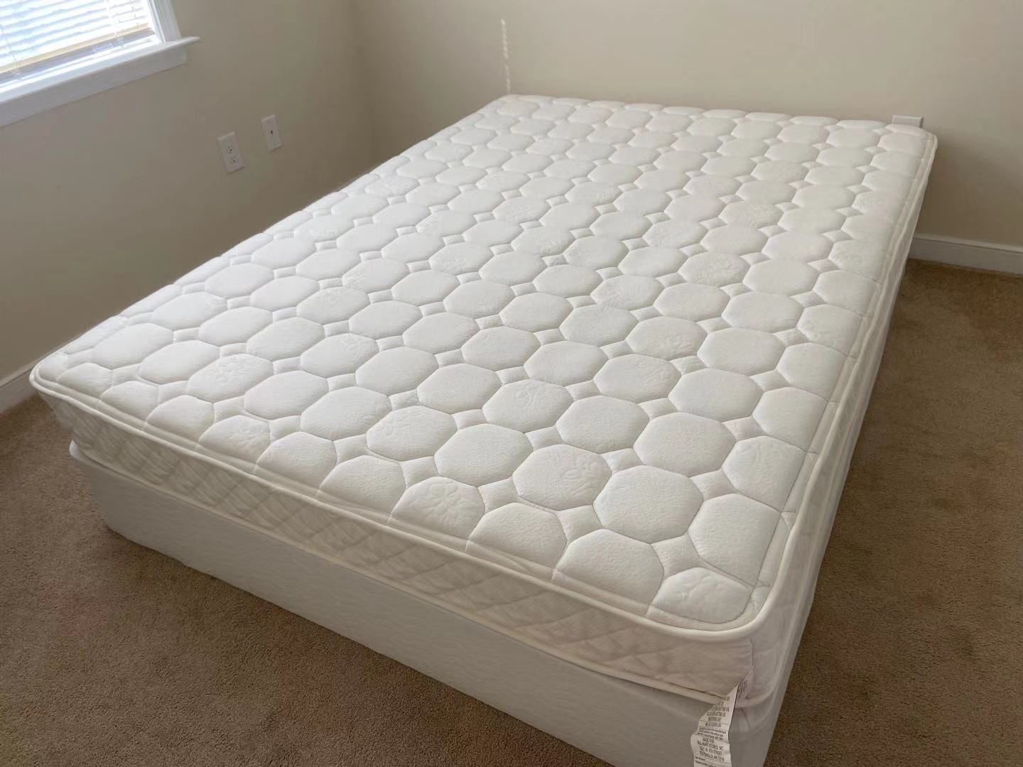 Queen Size Mattress and Spring Box