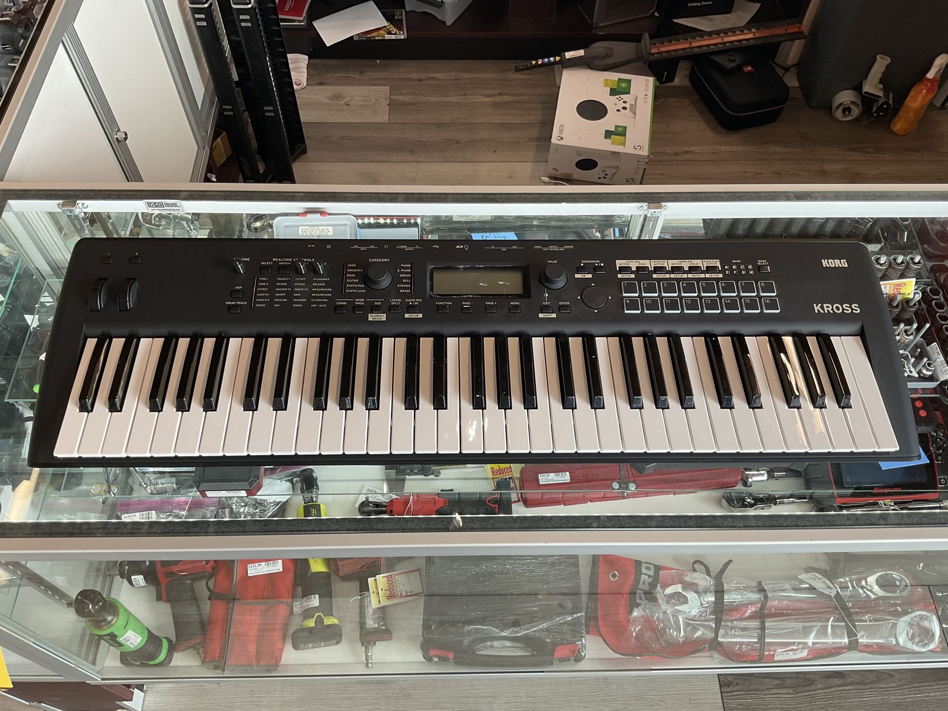Korg Kross Keyboard