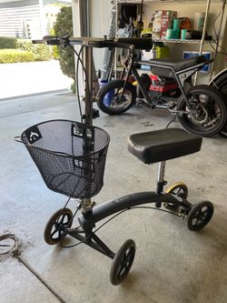Knee scooter