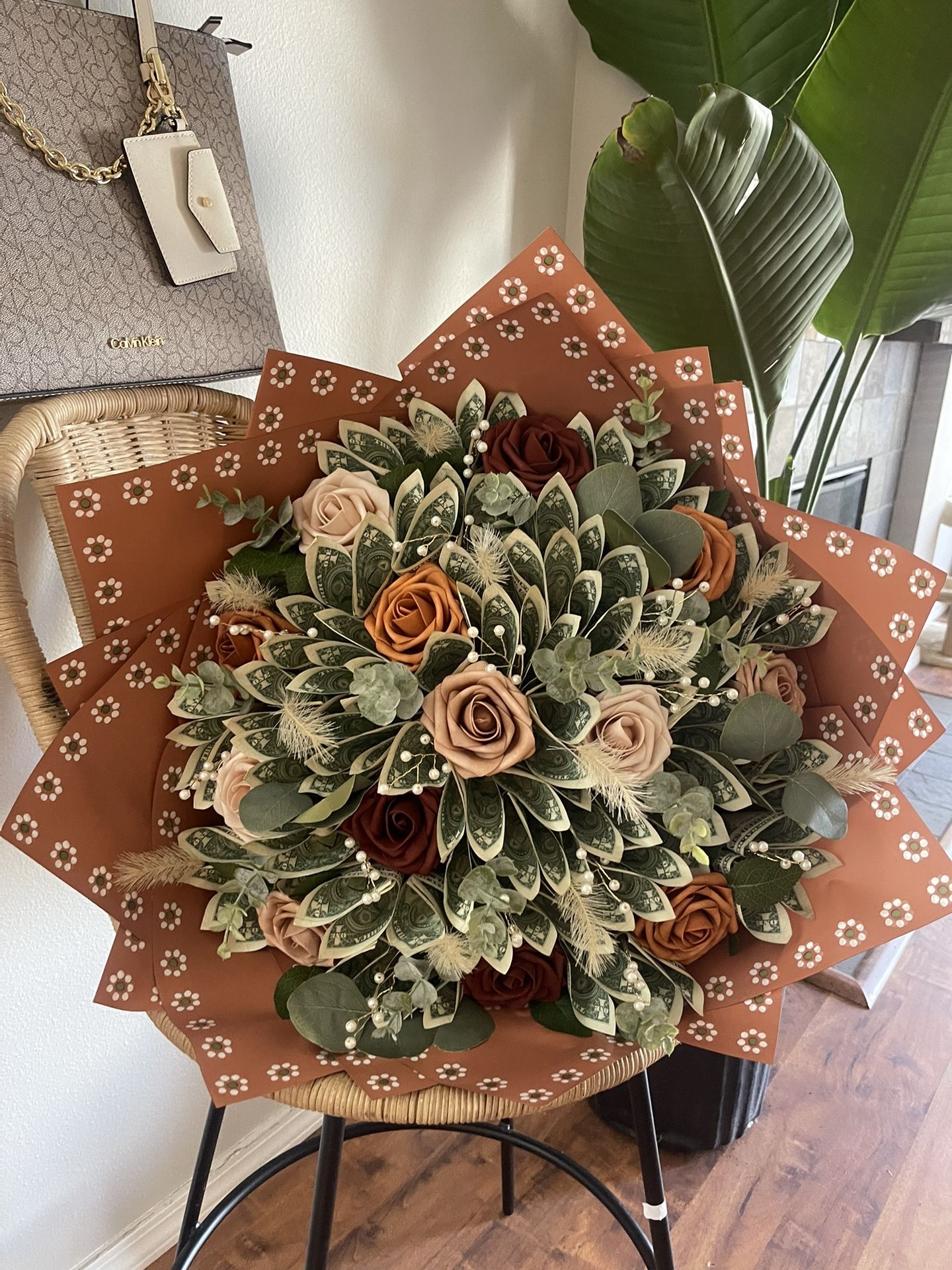 Enteral Flower/ Money Bouquet